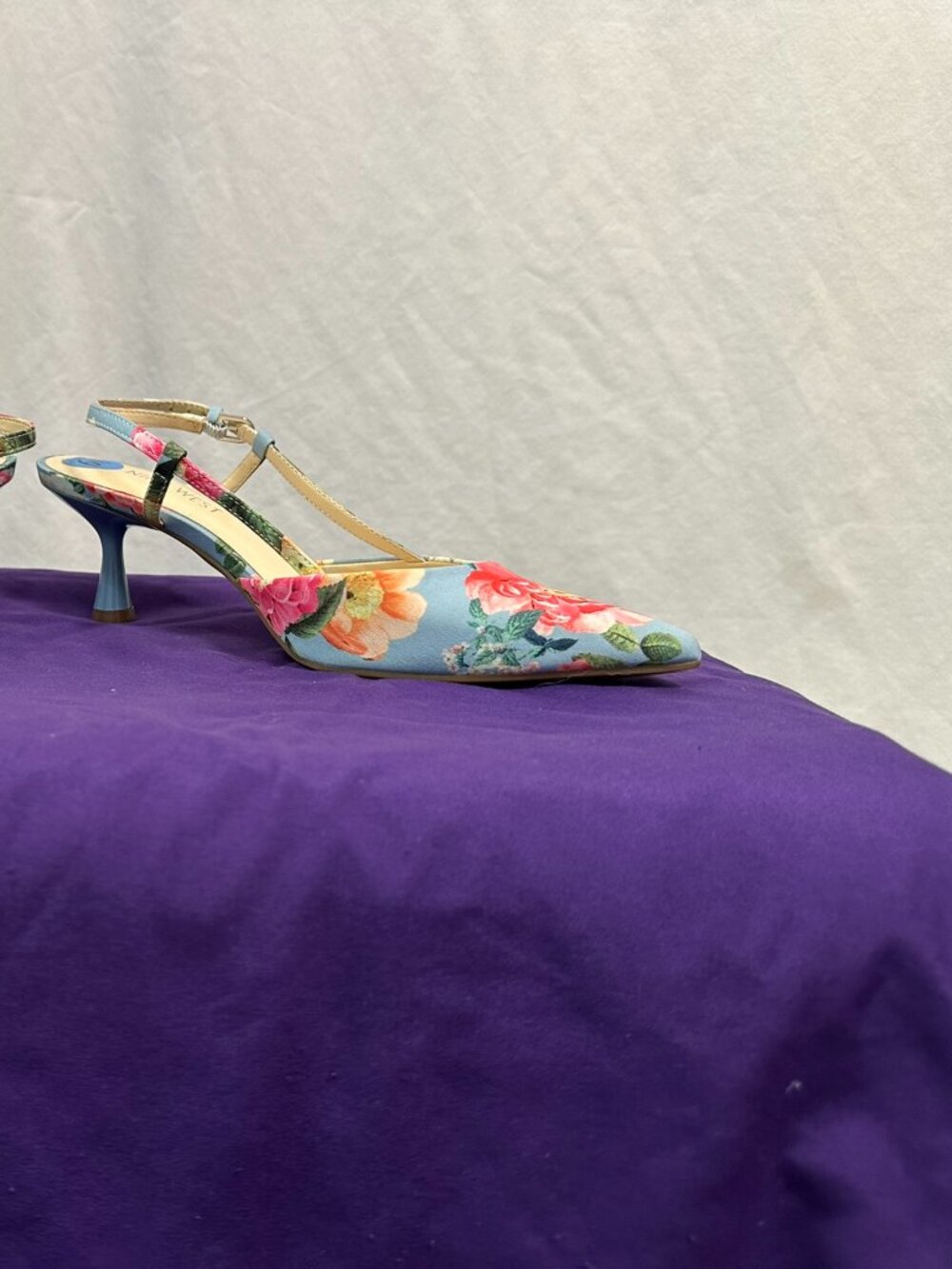 NWOT Nine West Floral Pointed Toe Slingback Kitten Heels - Picture 11 of 12